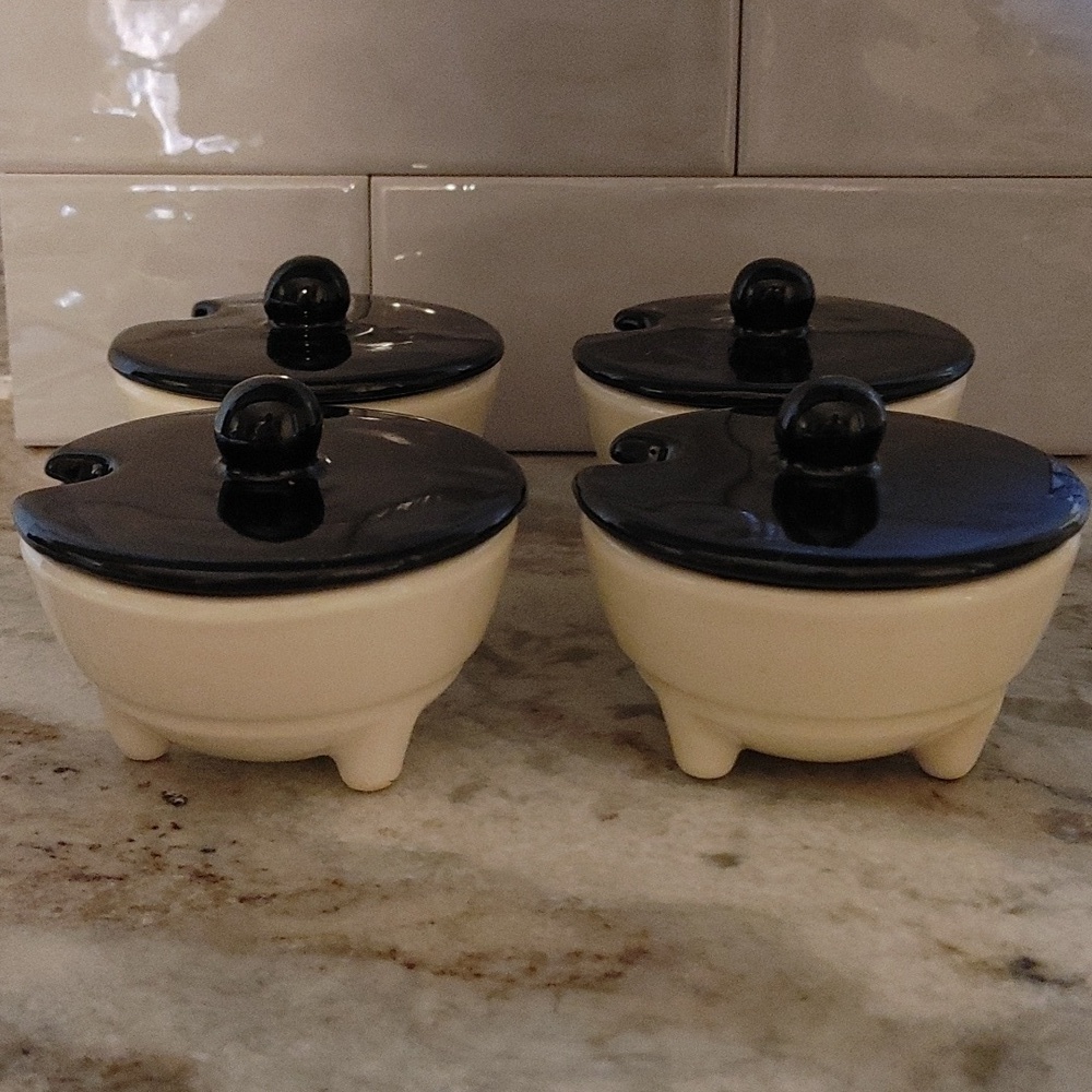 4 Vintage Condiment Bowls with Lids 3 Footed Black & Cream